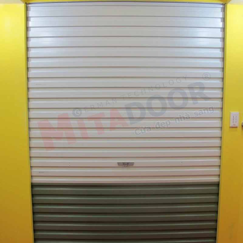 Lớp sơn tĩnh điện bền m&agrave;u của d&ograve;ng cửa cuốn tấm liền MT3