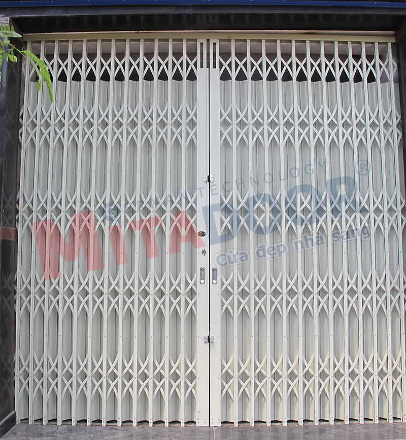 Cửa sắt k&eacute;o (Th&eacute;p sơn tĩnh điện) c&ocirc;ng nghệ Đức bền bỉ, vững chắc