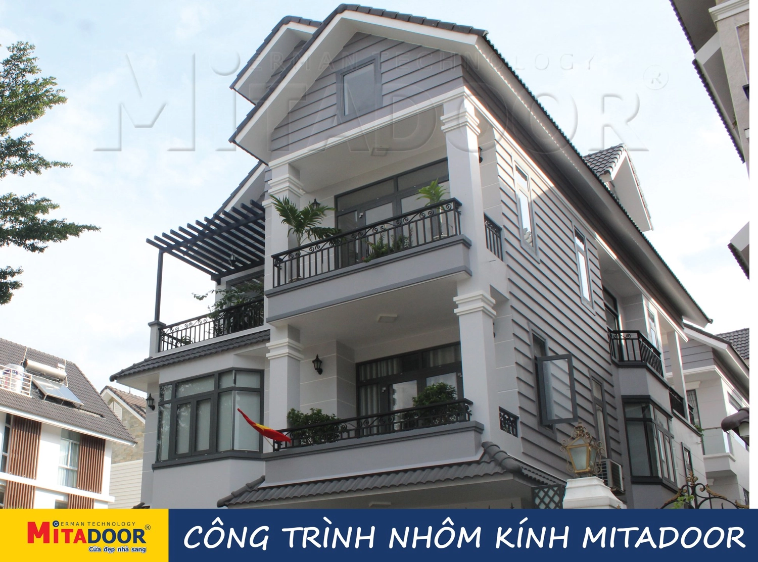 Cửa nhôm kính có an toàn hay không còn tùy thuộc vào việc bạn chọn một lối đi thông thường hay giải pháp bảo vệ đẳng cấp từ Mitadoor