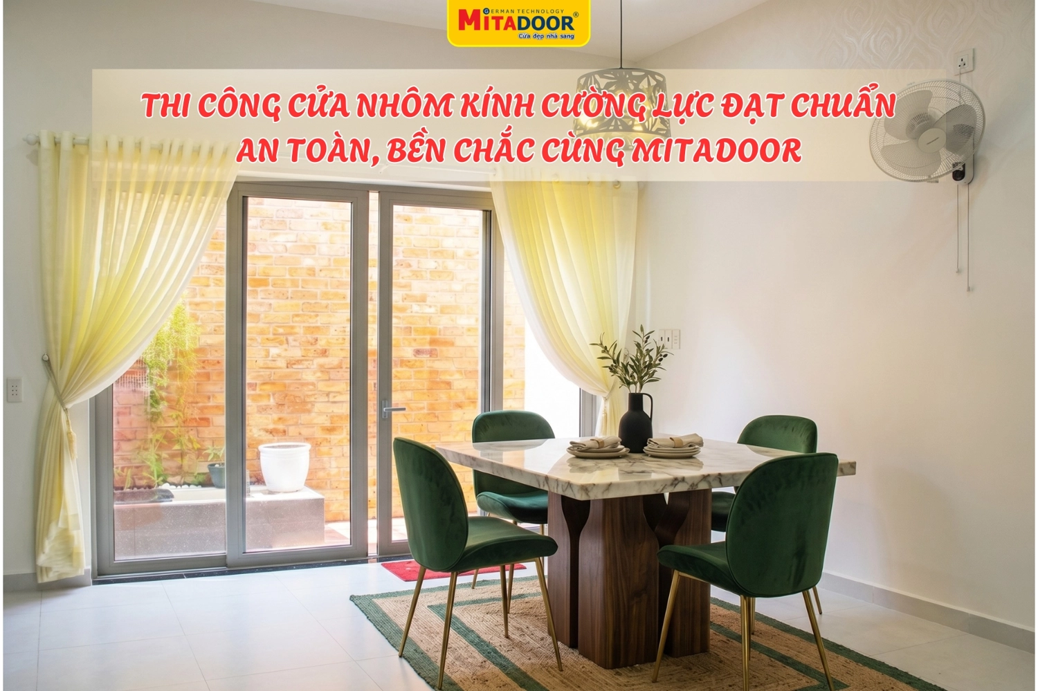 Sử dụng cửa nhôm kính cường lực góp phần đảm bảo an toàn cho những khu vực tiếp giáp bên ngoài, giúp bảo vệ ngôi nhà trước tác động từ môi trường và nguy cơ xâm nhập bất hợp pháp