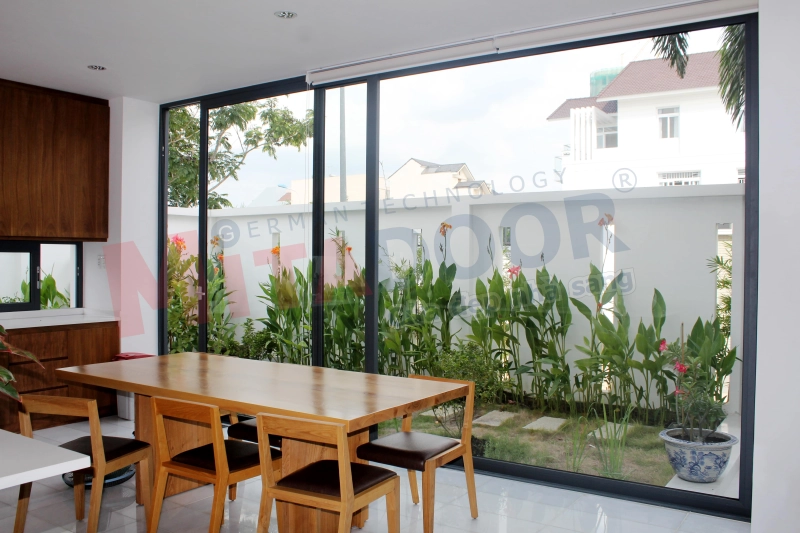 Dòng cửa mở lùa Mitadoor 2 ray ST95 thiết kế tinh xảo, vận hành êm ái, tối ưu không gian sống, được nhiều chủ đầu tư ưa chuộng và lựa chọn