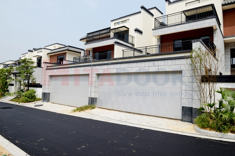 Công trình cửa trượt trần Mitadoor Garage công nghệ Đức không có ô sáng