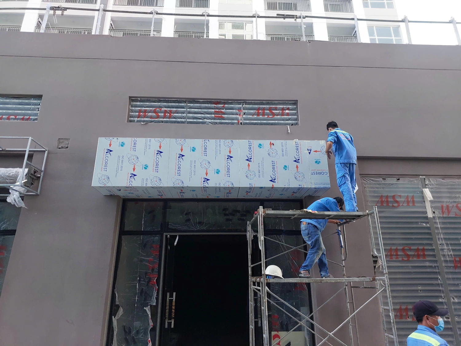 Hộp kỹ thuật cửa cuốn khung sắt, bề mặt alu