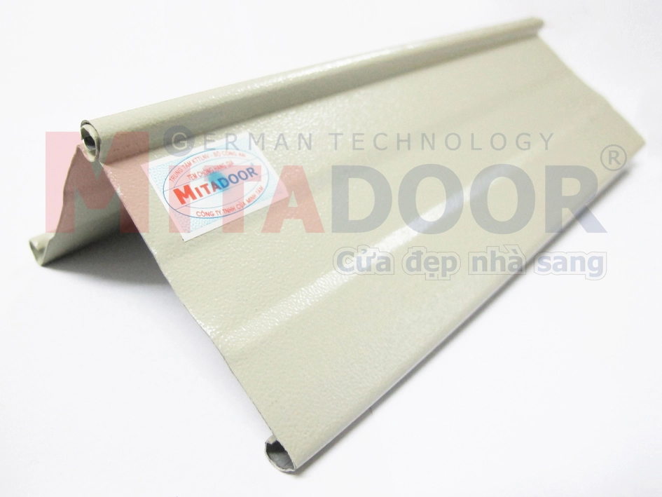L&aacute; cửa k&eacute;o th&eacute;p Mitadoor sơn tĩnh điện d&agrave;y 2.5 dem