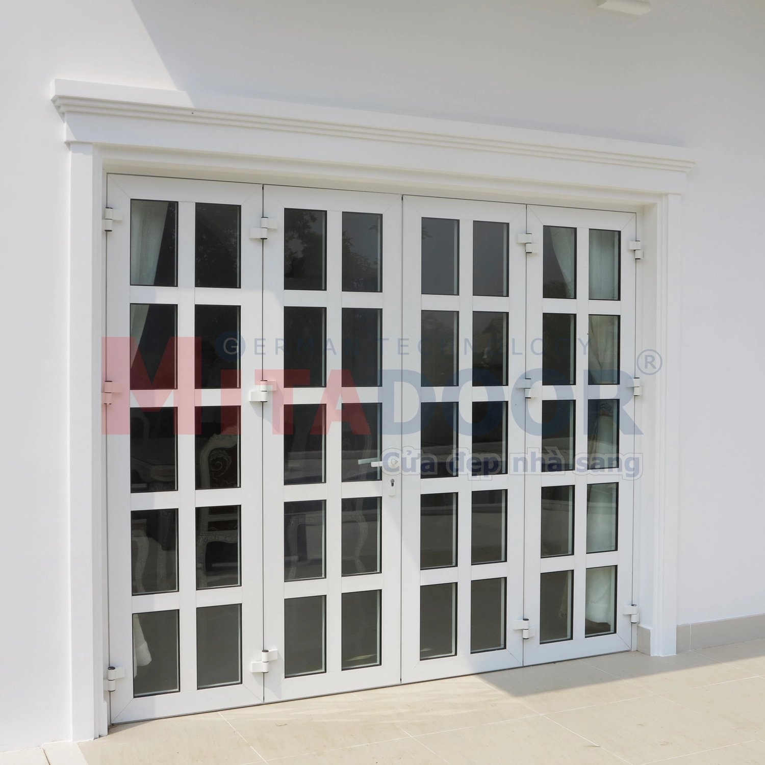 Cửa đi mở quay Mitadoor thẩm mỹ, bền chắc với giá cạnh tranh