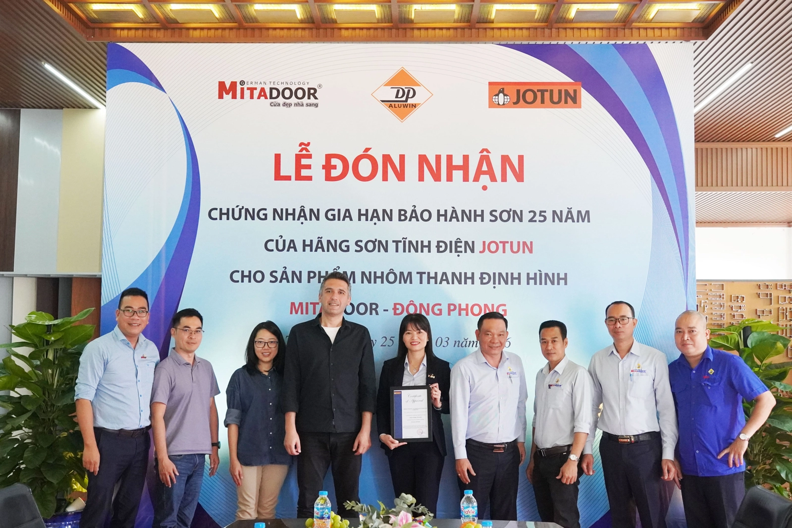 Thông báo - Hoạt động LỄ TRAO CHỨNG NHẬN BẢO HÀNH SƠN 25 NĂM: JOTUN & MITADOOR – ĐÔNG PHONG