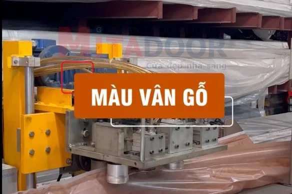 Sản phẩm & Sản Xuất QUY TRÌNH TẠO NÊN MÀU VÂN GỖ TẠI NHÀ MÁY