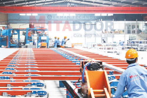 Góc giải đáp CỬA ĐẸP NHÀ SANG DO ĐÂU ?