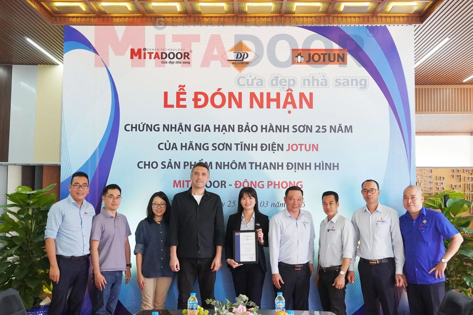 Thông báo - Hoạt động LỄ TRAO CHỨNG NHẬN BẢO HÀNH SƠN 25 NĂM: JOTUN & MITADOOR – ĐÔNG PHONG