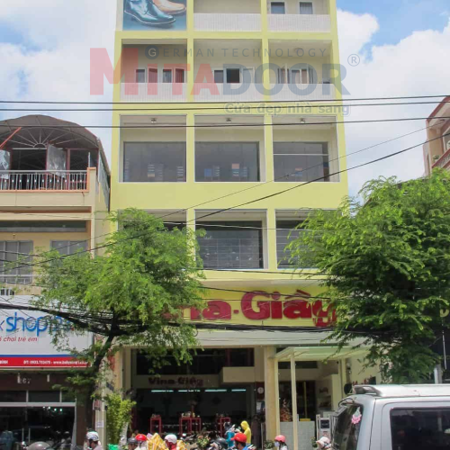 Nhà phố / Dân dụng SHOWROOM VINA GIÀY – TRƯỜNG CHINH, Q. TÂN BÌNH