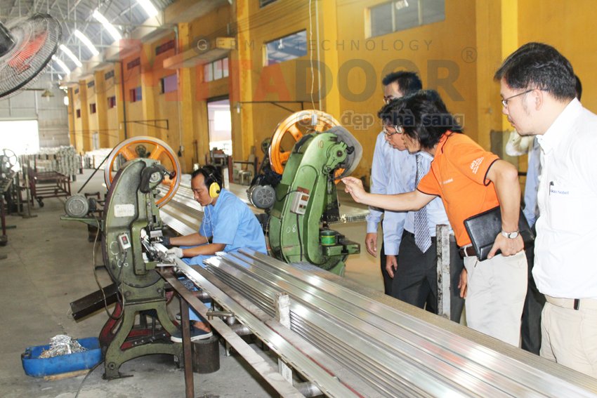 Akzonobel chung nhan mitadoor