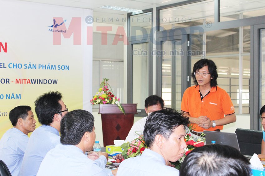 Akzonobel chung nhan mitadoor