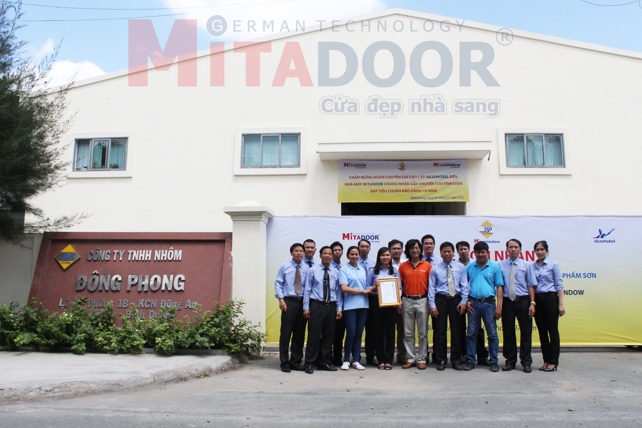 Akzonobel chung nhan mitadoor