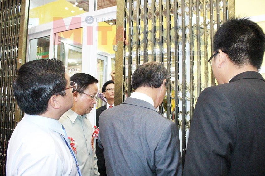 vietbuild - 06 -2015 - mitadoor