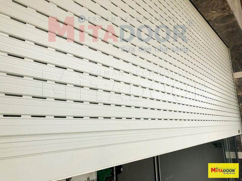 Cửa cuốn nhôm Mitadoor CT5222 Cửa cuốn nhôm Mitadoor CT5222