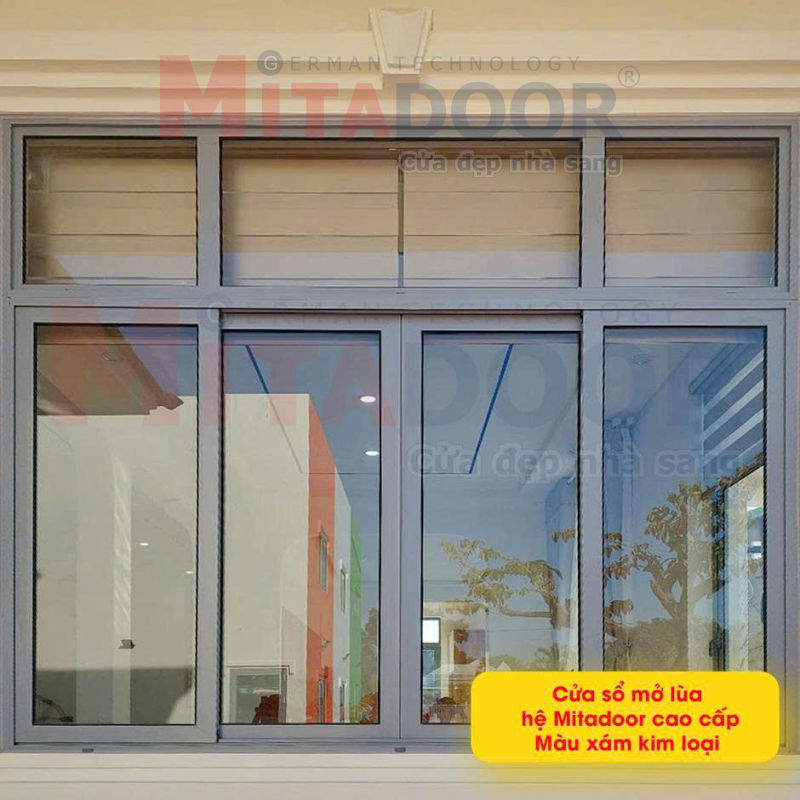 Cửa sổ mở l&ugrave;a hệ Mitadoor cao cấp m&agrave;u x&aacute;m kim loại thẩm mỹ, dễ vận h&agrave;nh