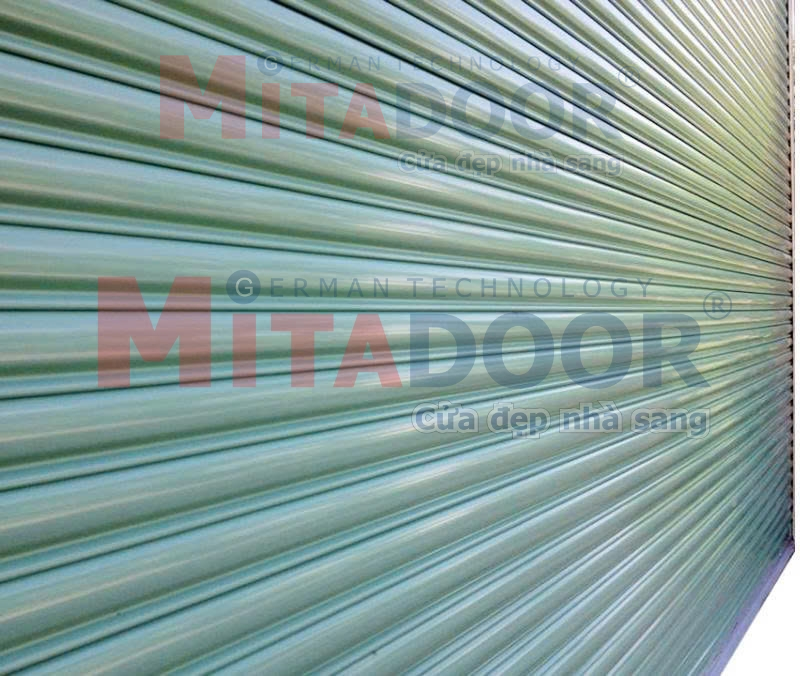 Cửa cuốn Tole Mạ màu Mitadoor dày 6 dem với chất lượng đảm bảo, độ bền vượt trội, bề mặt bóng đẹp cùng thiết kế chắc chắn Cửa cuốn Tole Mạ màu Mitadoor dày 6 dem với chất lượng đảm bảo, độ bền vượt trội, bề mặt bóng đẹp cùng thiết kế chắc chắn