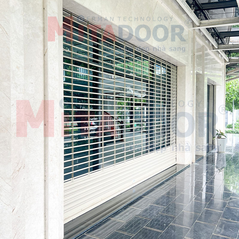 Thiết kế ống lồng ống độc đáo mang đến diện mạo mạnh mẽ, hiện đại và khác biệt cho mặt tiền Thiết kế ống lồng ống độc đáo mang đến diện mạo mạnh mẽ, hiện đại và khác biệt cho mặt tiền