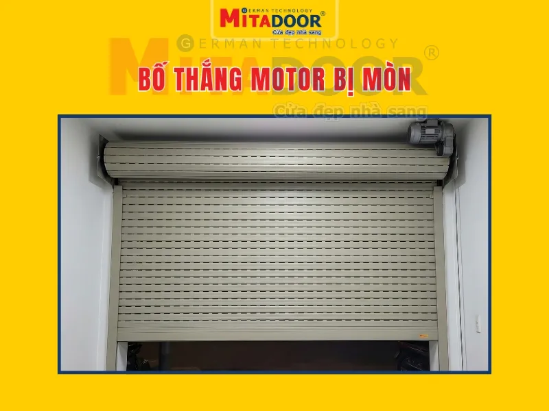 Bố thắng của motor cửa cuốn bị mòn