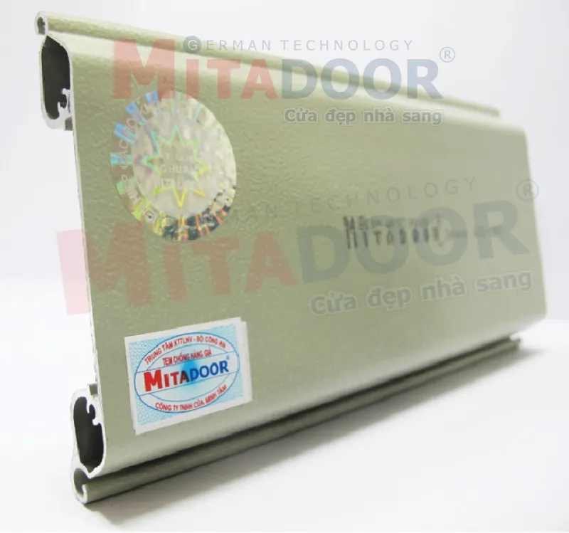 Cửa cuốn nhôm Tốc độ cao Mitadoor Deluxe 6S-90 với bề mặt nan nhôm được xử lý bằng công nghệ sơn tĩnh điện cao cấp