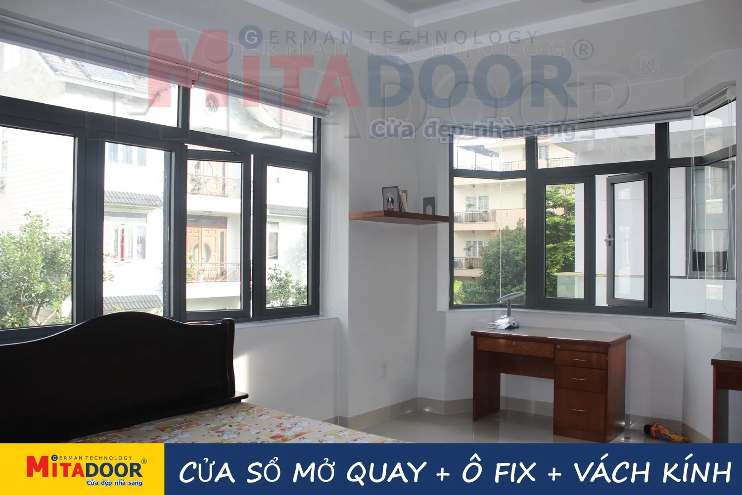 Mẫu cửa sổ mở quay kết hợp ô fix và vách kính Mitadoor mở rộng tầm nhìn đón sáng, cách âm cách nhiệt hiệu quả