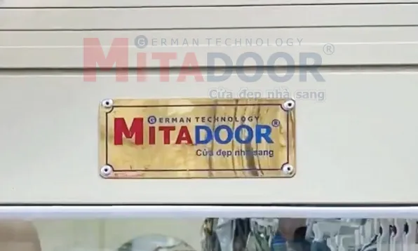 giả mạo mitadoor