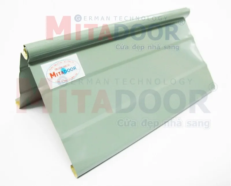 L&aacute; cửa k&eacute;o tole Mitadoor mạ m&agrave;u