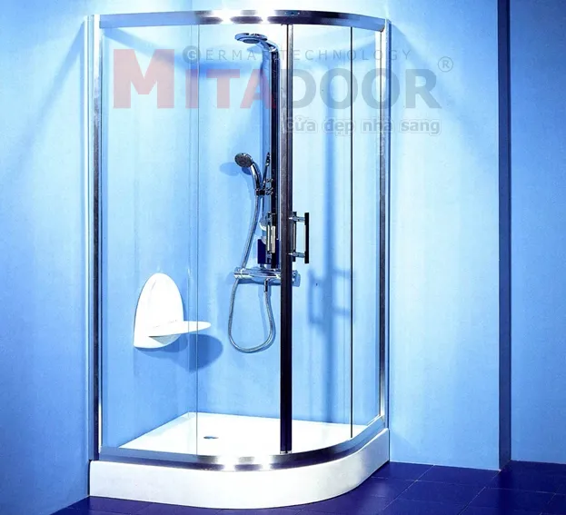 Thiết kế phòng tắm kính uốn cong mang lại vẻ đẹp mềm mại, là giải pháp hoàn hảo cho những không gian cần nét tinh tế và nữ tính