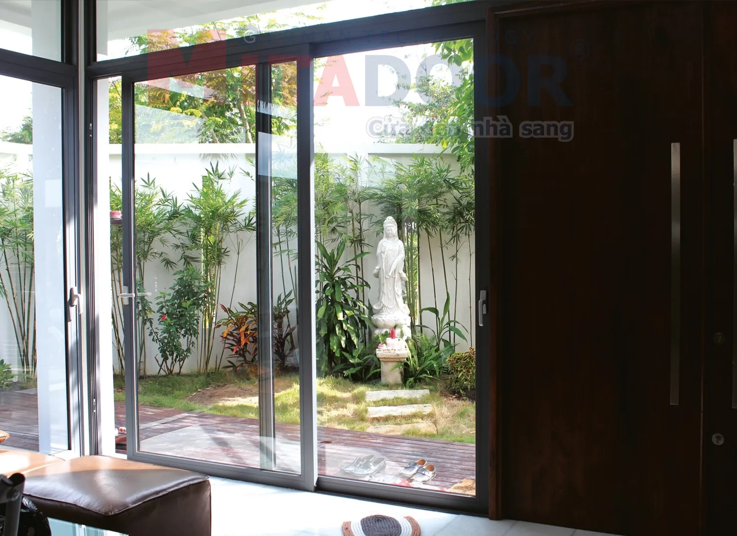 cua-lua-nhom-kinh (1)